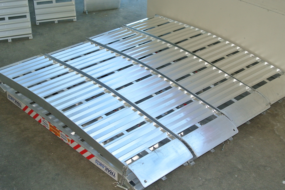 Aluminium Ramps - 2.25m folding - 680Kg rated/pair image 1